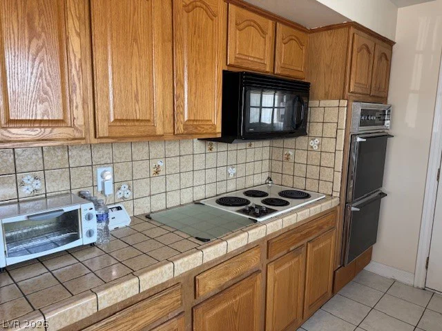 2300 Oakey, Las Vegas, NV 89102