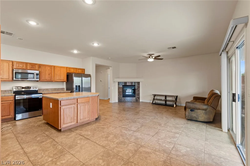 4761 Leone, Pahrump, NV 89061
