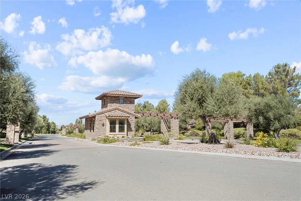 4761 Leone, Pahrump, NV 89061