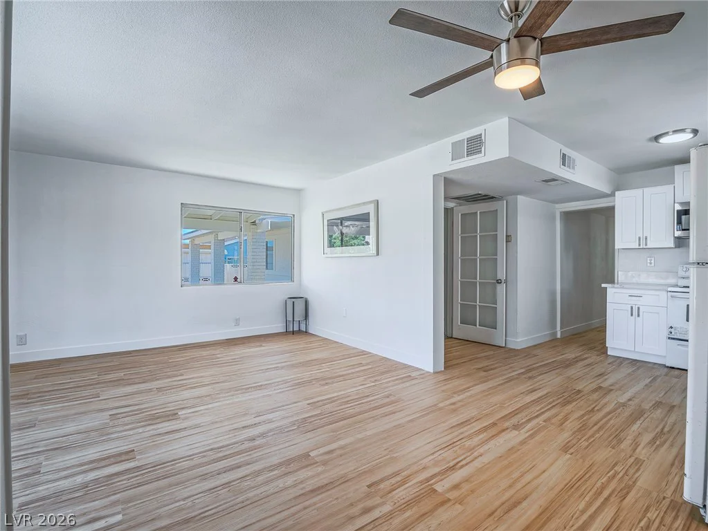 4351 Chafer, Las Vegas, NV 89121