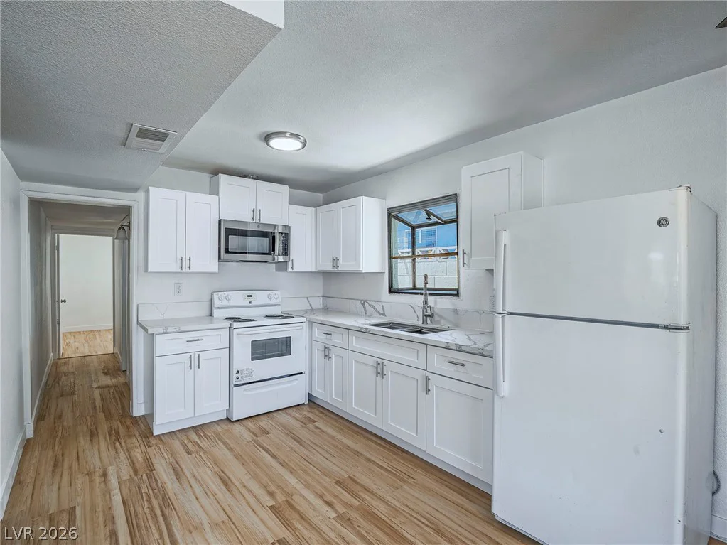 4351 Chafer, Las Vegas, NV 89121