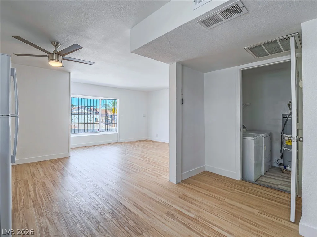 4351 Chafer, Las Vegas, NV 89121