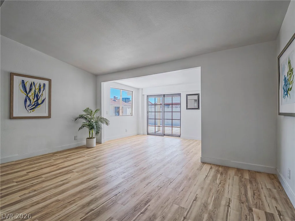 4351 Chafer, Las Vegas, NV 89121