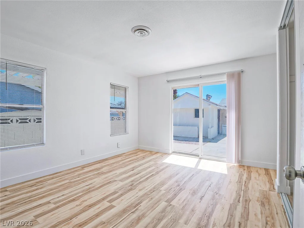 4351 Chafer, Las Vegas, NV 89121