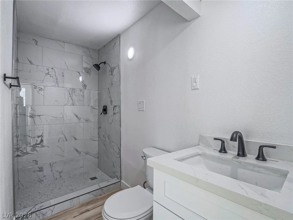 4351 Chafer, Las Vegas, NV 89121