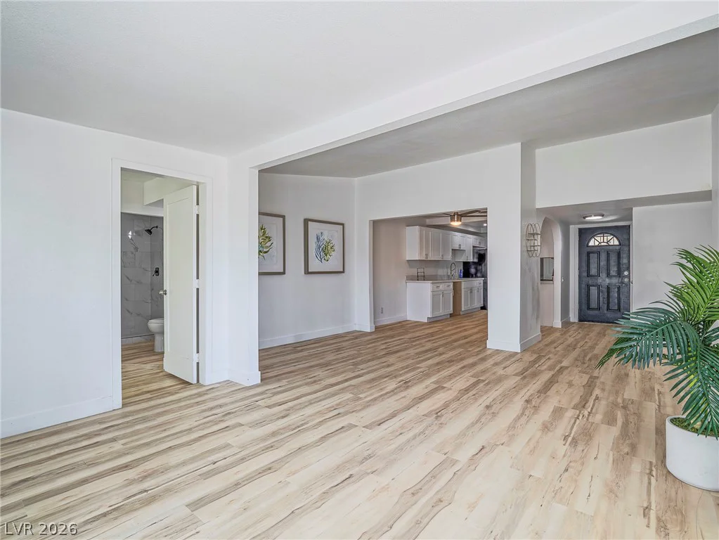 4351 Chafer, Las Vegas, NV 89121