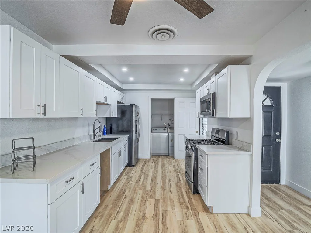4351 Chafer, Las Vegas, NV 89121