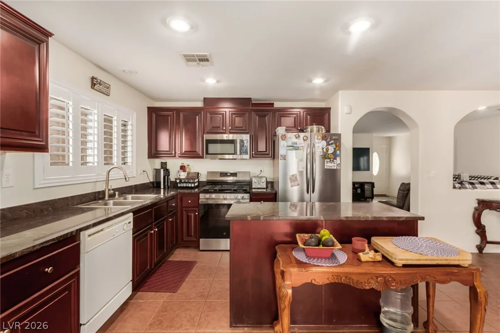 8717 Dodds Canyon, Las Vegas, NV 89131