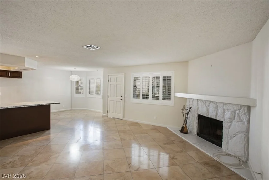929 Boulder Mesa, Las Vegas, NV 89128