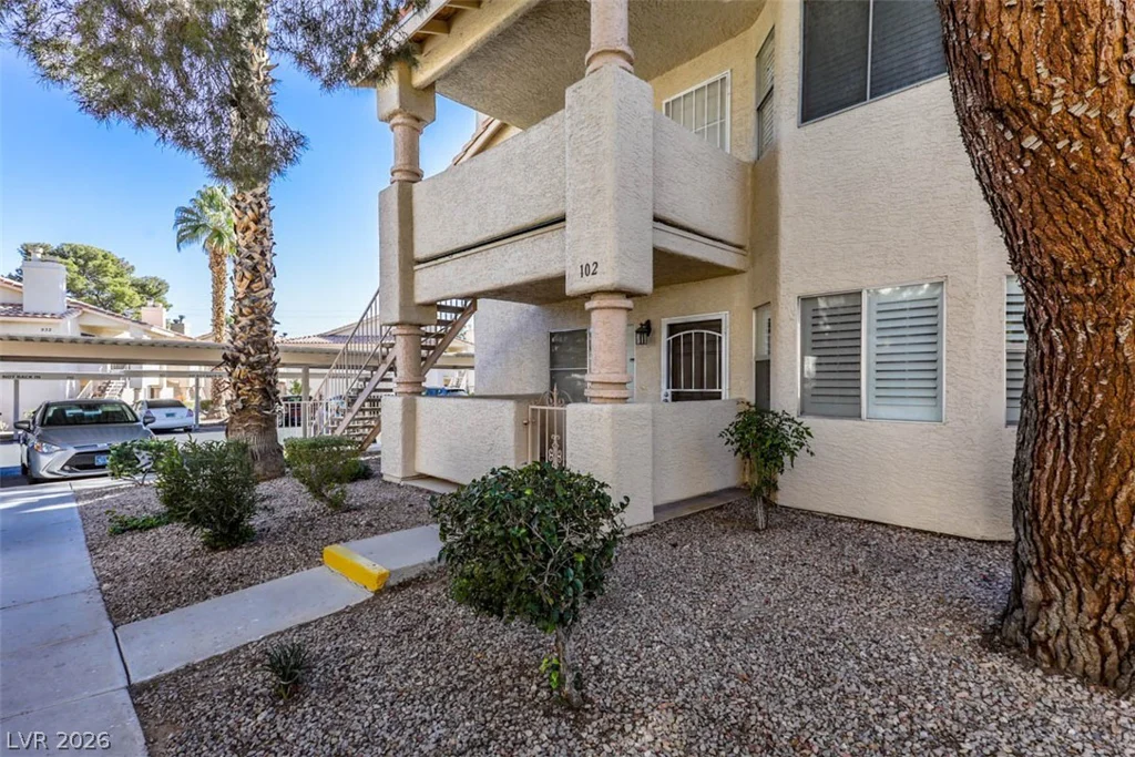 929 Boulder Mesa, Las Vegas, NV 89128