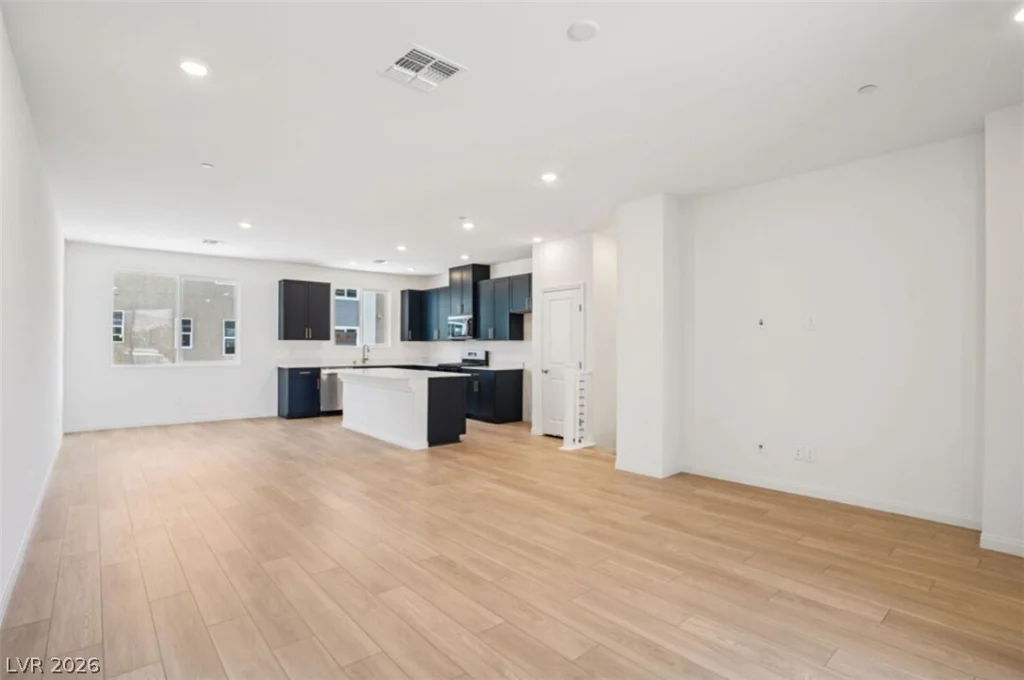 5812 Wisteria Walk, Las Vegas, NV 89148
