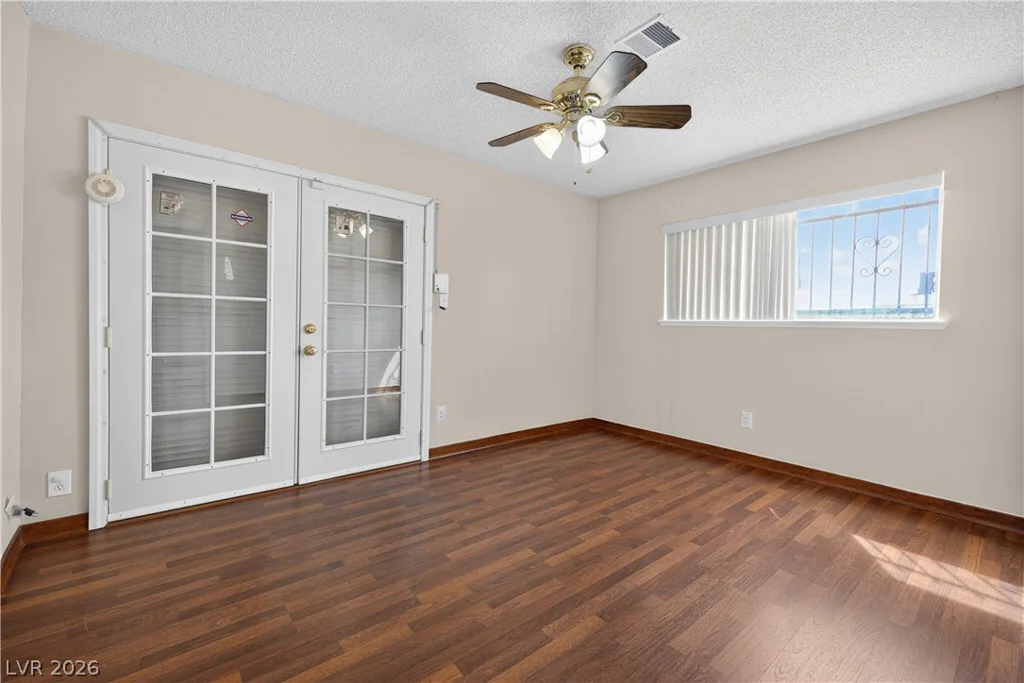 1717 Cartier, North Las Vegas, NV 89032