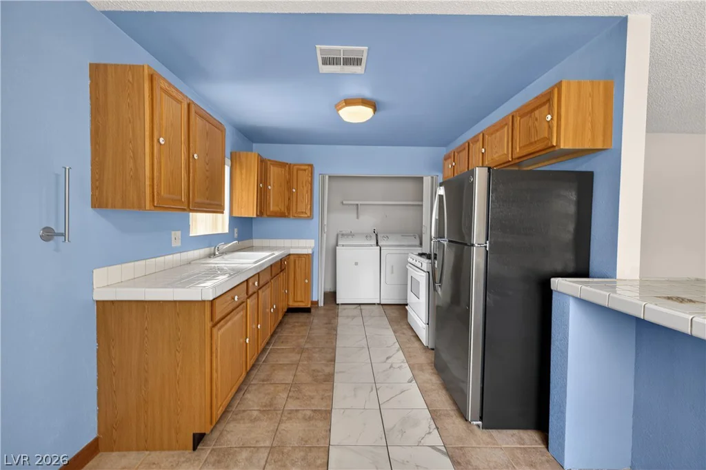 1717 Cartier, North Las Vegas, NV 89032