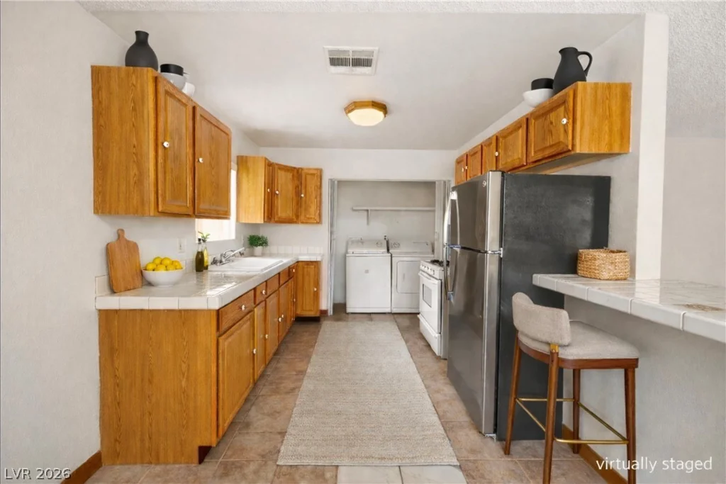 1717 Cartier, North Las Vegas, NV 89032