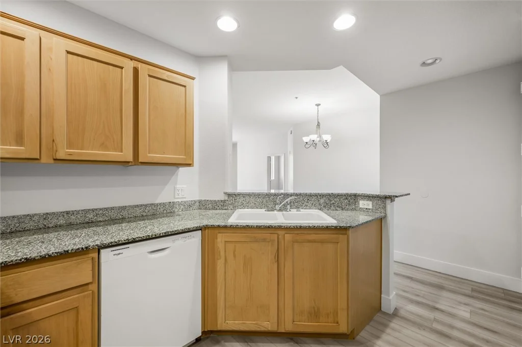 27 Agate, Las Vegas, NV 89123