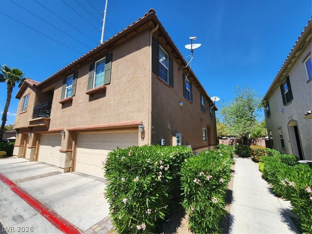 9132 Ripple Ridge, Las Vegas, NV 89149