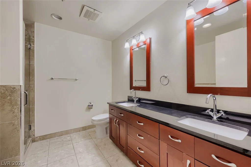 4525 Dean Martin, Las Vegas, NV 89103