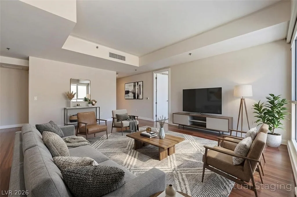 4525 Dean Martin, Las Vegas, NV 89103