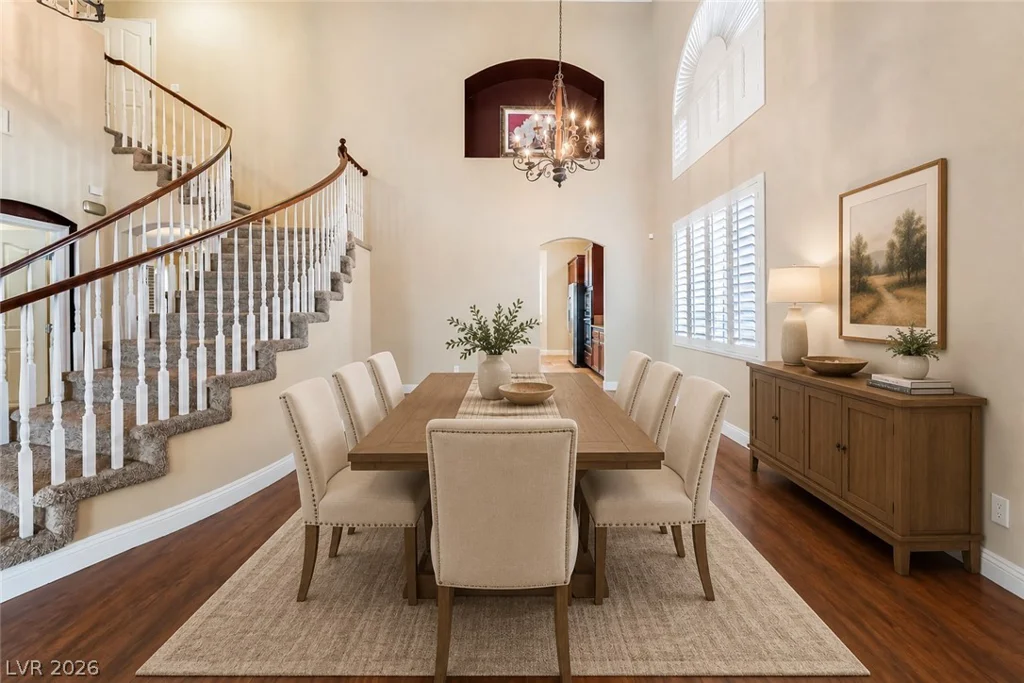 10220 Glen Ora, Las Vegas, NV 89134