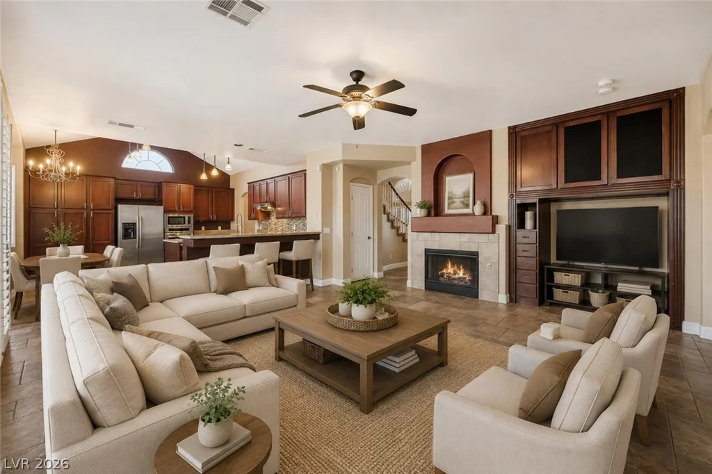 10220 Glen Ora, Las Vegas, NV 89134