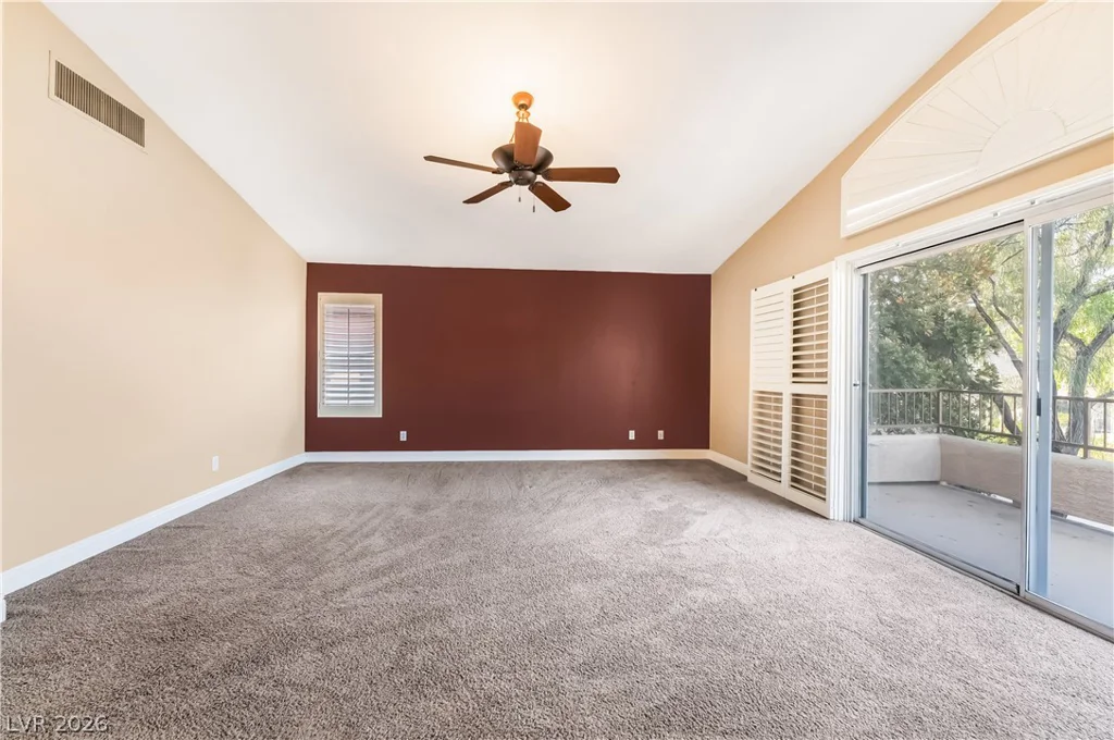 10220 Glen Ora, Las Vegas, NV 89134