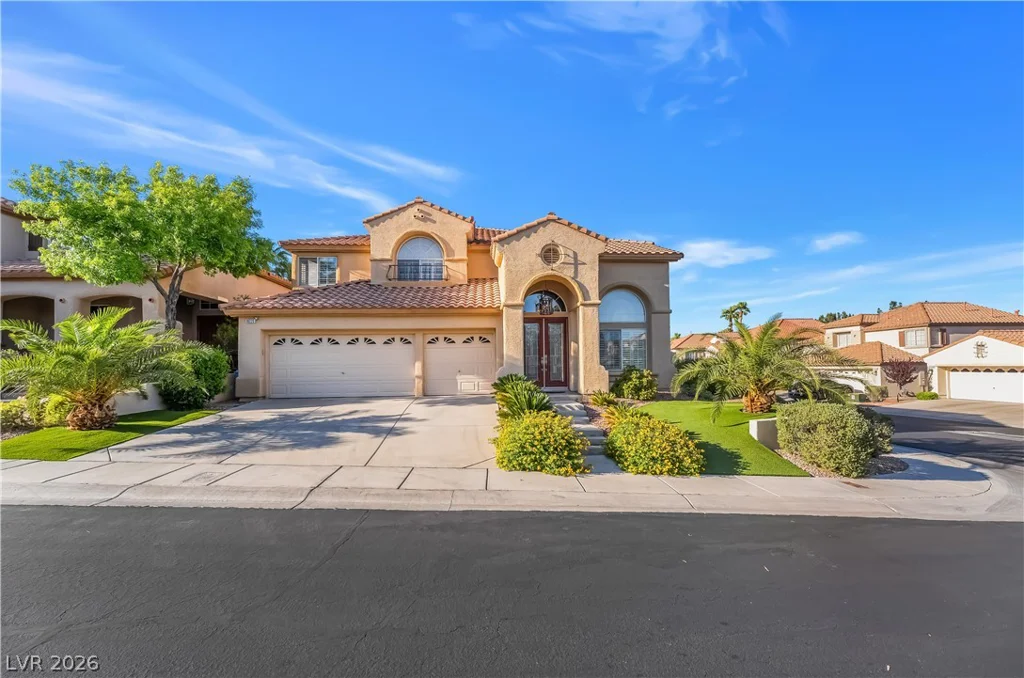 10220 Glen Ora, Las Vegas, NV 89134