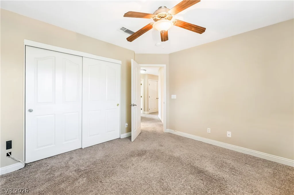 10220 Glen Ora, Las Vegas, NV 89134