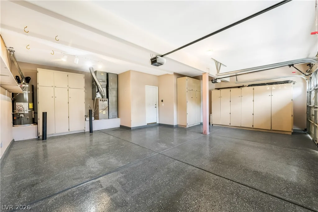 10220 Glen Ora, Las Vegas, NV 89134