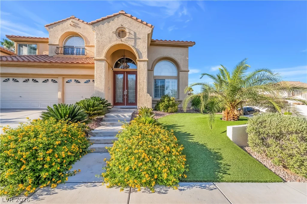 10220 Glen Ora, Las Vegas, NV 89134