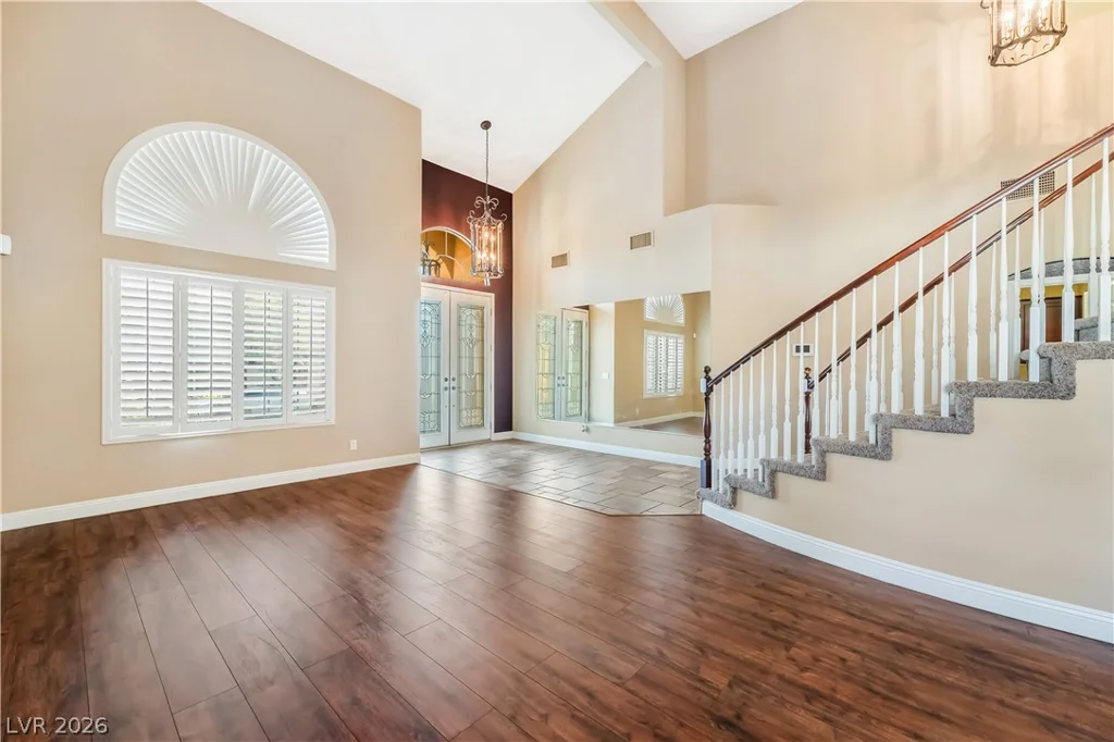 10220 Glen Ora, Las Vegas, NV 89134