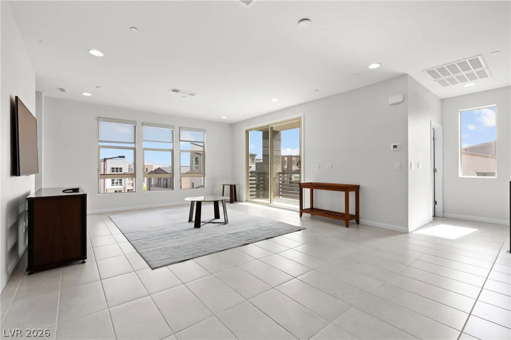 11527 Hawking, Las Vegas, NV 89138
