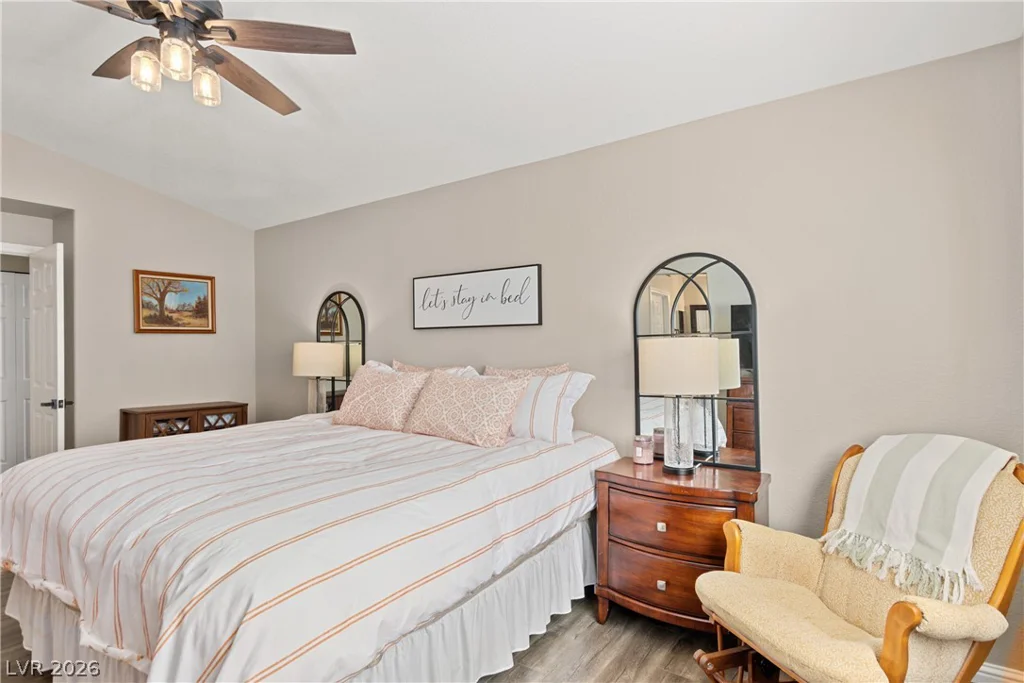 2033 Wandering Doe, Las Vegas, NV 89134