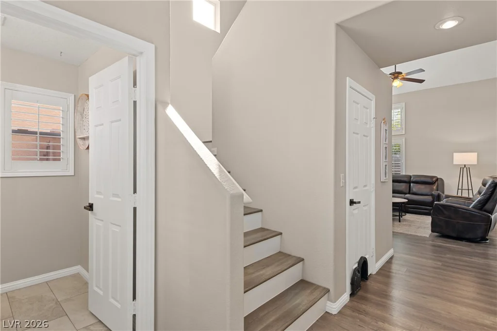 2033 Wandering Doe, Las Vegas, NV 89134