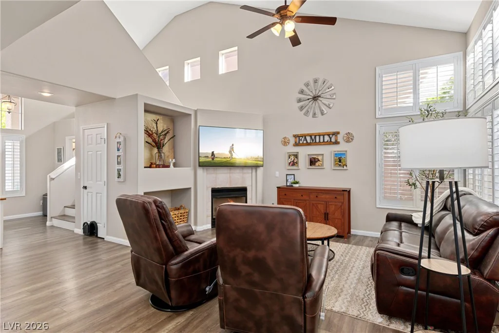 2033 Wandering Doe, Las Vegas, NV 89134