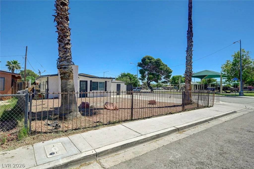 2624 Salt Lake, North Las Vegas, NV 89030