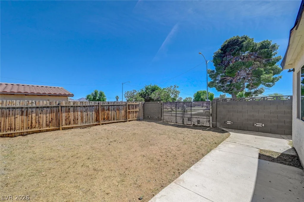 2624 Salt Lake, North Las Vegas, NV 89030