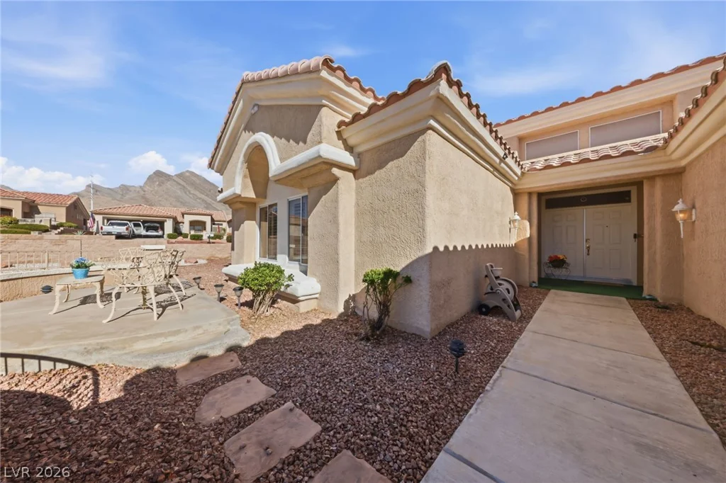 11024 Glacier View, Las Vegas, NV 89134