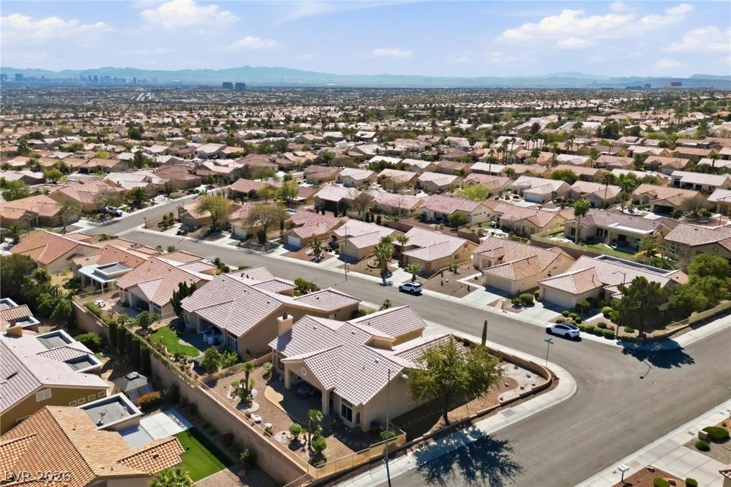 11024 Glacier View, Las Vegas, NV 89134