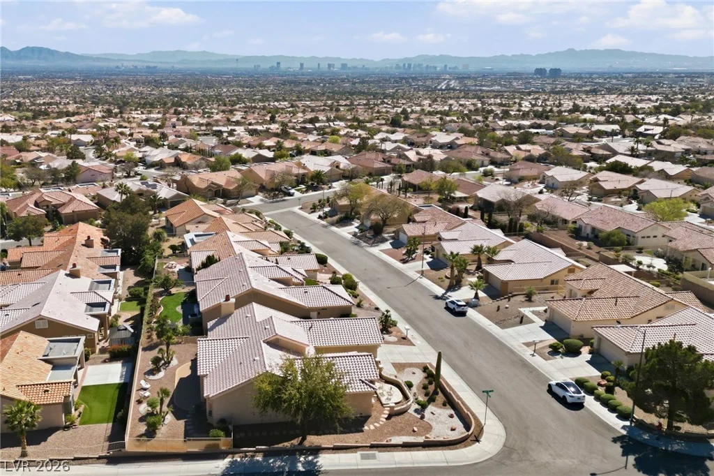 11024 Glacier View, Las Vegas, NV 89134