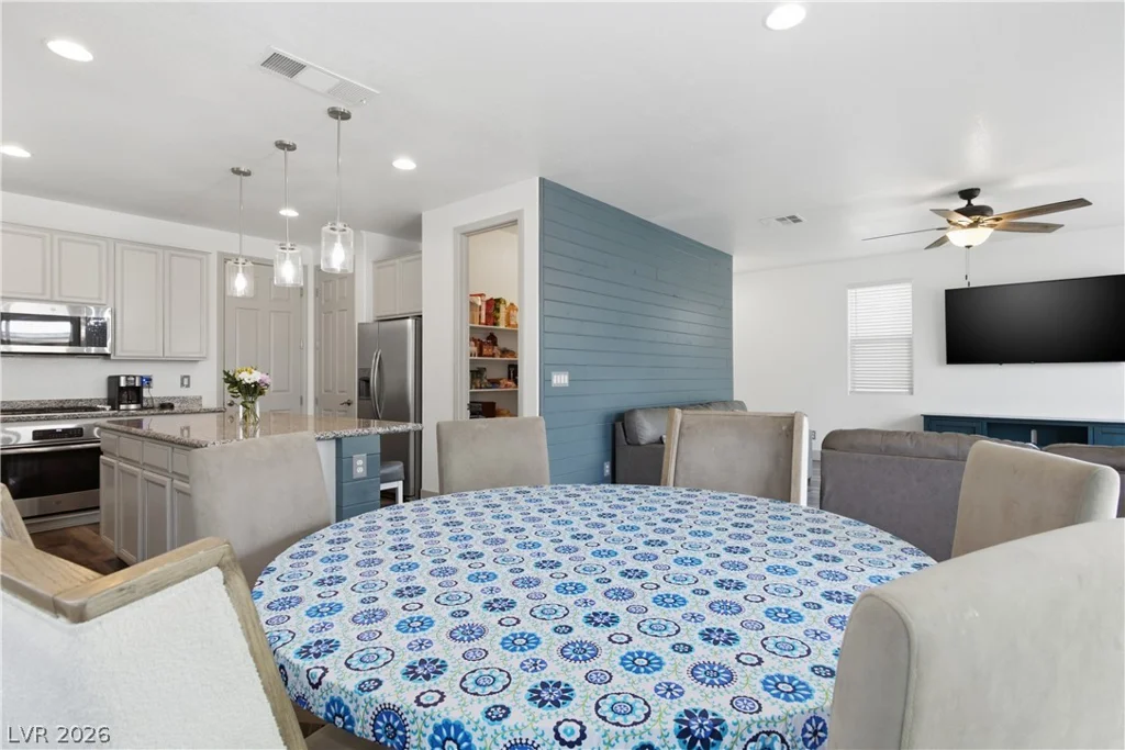 4238 Enchanting Sky, North Las Vegas, NV 89081