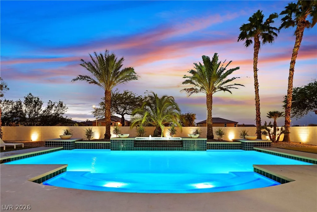 360 Hedgehope, Las Vegas, NV 89183