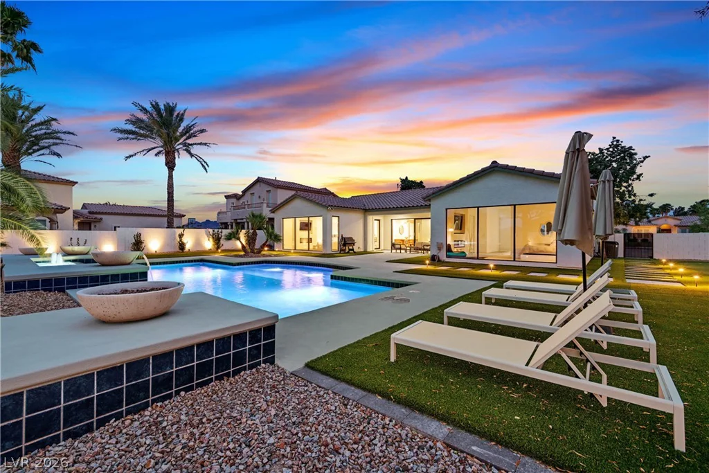 360 Hedgehope, Las Vegas, NV 89183