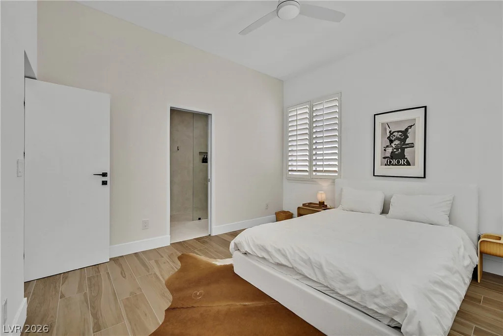 360 Hedgehope, Las Vegas, NV 89183