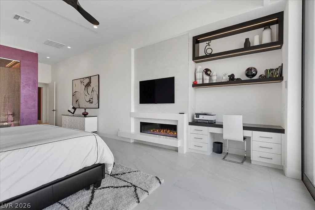 656 Scenic Cliff, Henderson, NV 89012
