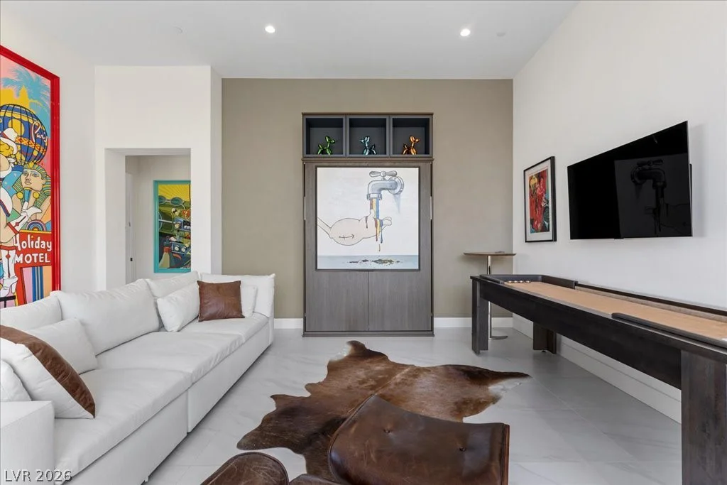 656 Scenic Cliff, Henderson, NV 89012