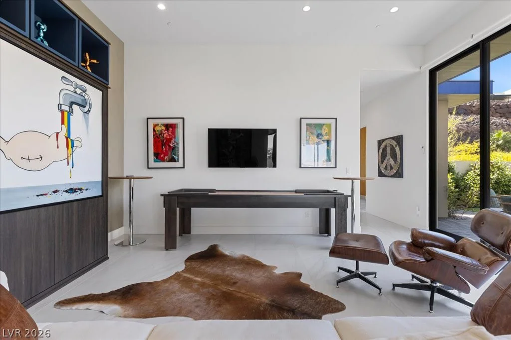 656 Scenic Cliff, Henderson, NV 89012