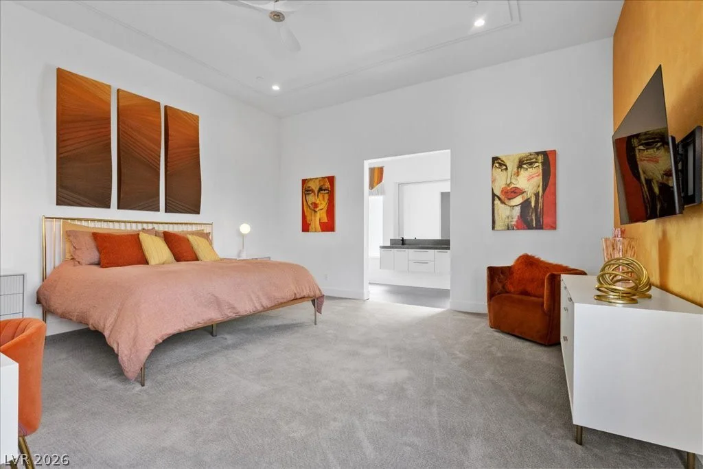 656 Scenic Cliff, Henderson, NV 89012