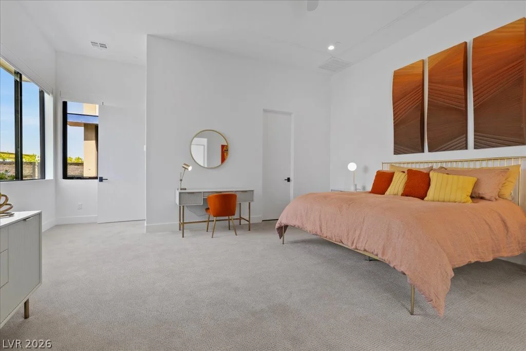 656 Scenic Cliff, Henderson, NV 89012