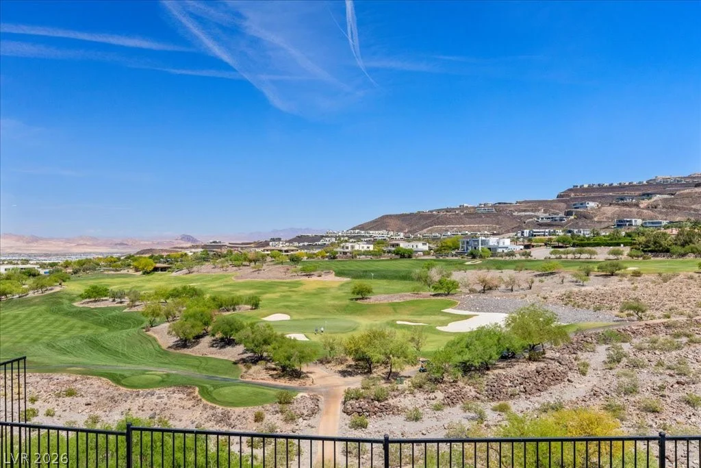 656 Scenic Cliff, Henderson, NV 89012