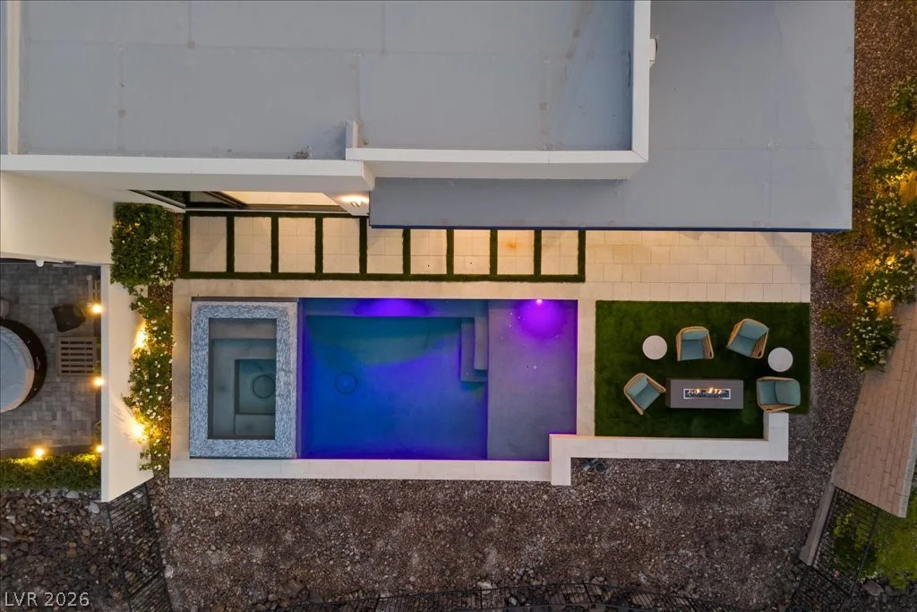 656 Scenic Cliff, Henderson, NV 89012